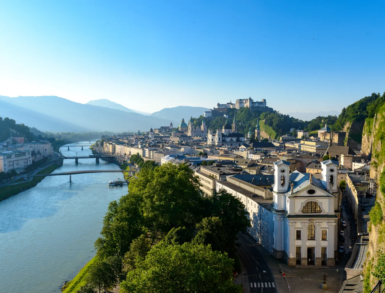 altstadt-salzach.jpg