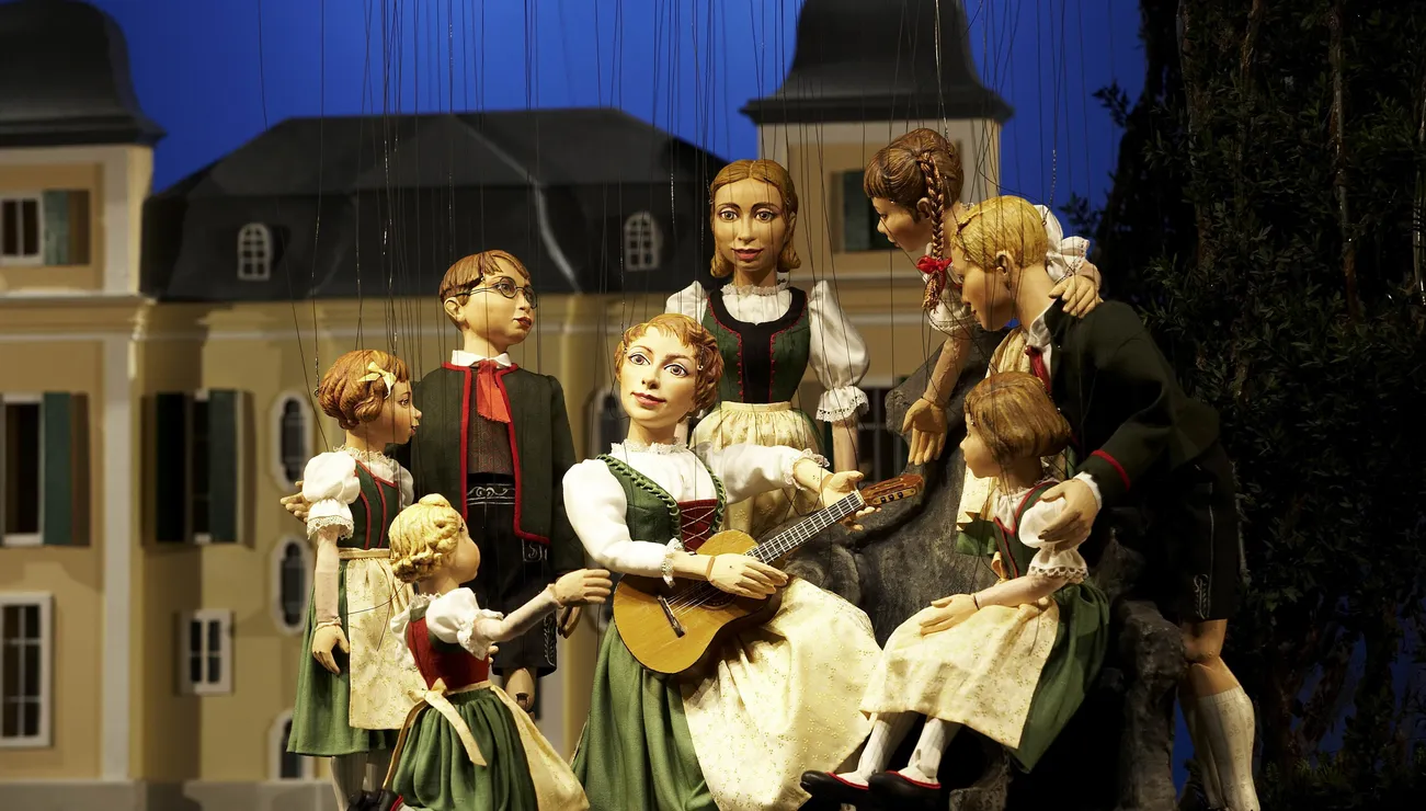 marionettentheater-som.jpg